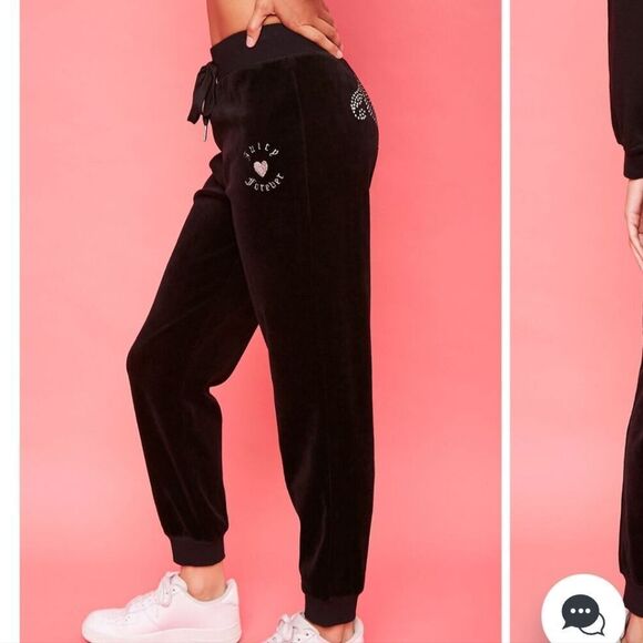 Like New Black Rhinestone Juicy Couture Velour Velvet Y2K Inspired Joggers Pants - Picture 3 of 13